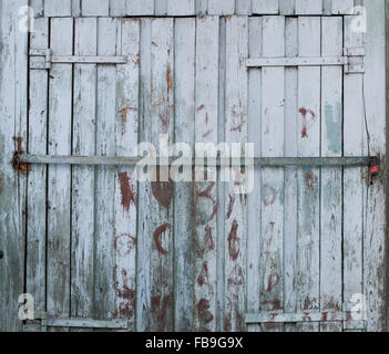 Alte Türen mit abblätternde Farbe geschlossen Stockfoto