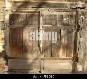 Alte Holztür Stockfoto