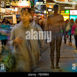 Antony Gormley Skulptur in Central, Hongkong, China. Stockfoto