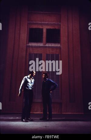 Robert Wilson, Philip Glass, Einstein on the Beach in Avignon, 1976-1976-Frankreich / Avignon / Avignon - Robert Wilson, Philip Glass, Einstein on the Beach in Avignon, 1976 - Philippe Gras / Le Pictorium Stockfoto