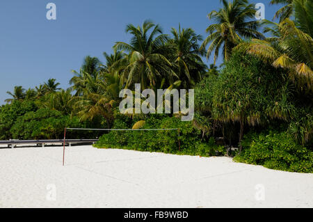 Volley-Ball net am Sandstrand, Malediven, Indischer Ozean Stockfoto