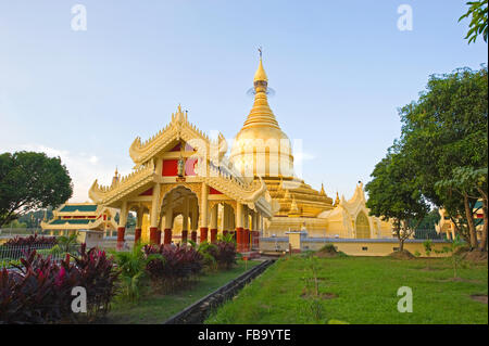 Maha Wizara Pagode (Maha Wizaya Pagode) in Yangon, Myanmar Stockfoto