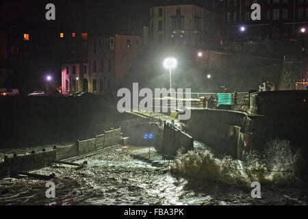 Reparatur und Verstärkung des Küstenmeeres Abwehrkräfte bei Cromer, Norfolk, Großbritannien Stockfoto