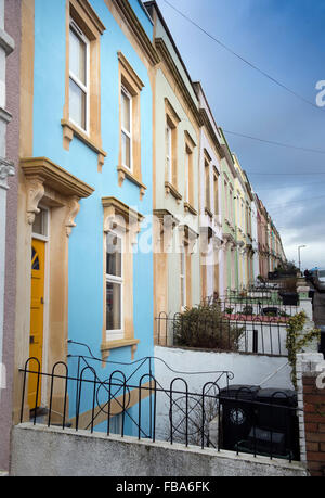 Bunte Häuser in der Totterdown Bezirk von Bristol UK Stockfoto