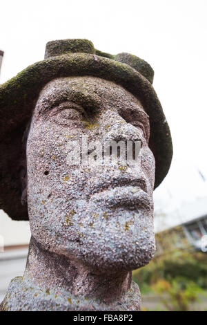 Stahlwerker Statue, Edmund Neutert, Lichtspieltheater der Jugent, Frankfurt (Oder) Stockfoto