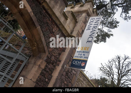 Queen Elizabeth Hospital School anmelden Werbung Aufnahmeprüfung in Bristol, England, UK Stockfoto