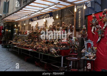 Stall in Weihnachten Gasse Via San Gregorio Armeno, Naples Stockfoto