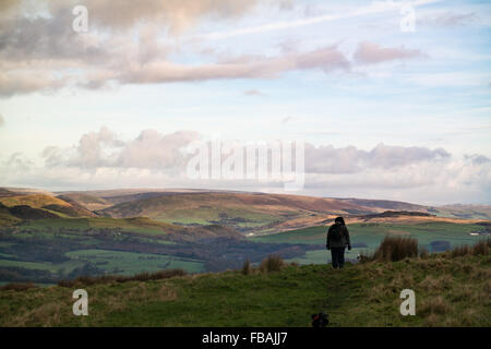 Longridge, Preston, UK. 13. Januar 2016. UK Wetter: Leichte Schneeschauer auf Longridge fiel und es ist die Prognose von starkem Schneefall Duschen heute Abend für den Norden und westlich von der UK-Credit: Gary Telford/Alamy live-Nachrichten Stockfoto