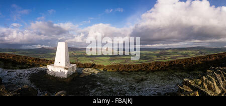 Longridge, Preston, UK. 13. Januar 2016. UK Wetter: Leichte Schneeschauer auf Longridge fiel und es ist die Prognose von starkem Schneefall Duschen heute Abend für den Norden und westlich von der UK-Credit: Gary Telford/Alamy live-Nachrichten Stockfoto