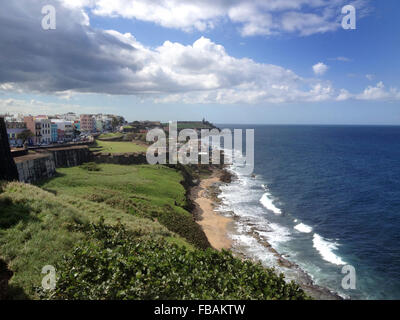 Einen Blick Kosten der alten San Juan Linie von San Cristobal Fort. Stockfoto