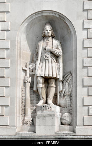 London, England, Vereinigtes Königreich. Statue von Bartolomeu / Bartholomew Dias (portugiesische Entdecker - Trafalgar Square... (siehe Beschreibung) Stockfoto