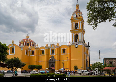 Parroquia de San Pedro Apósto, gebaut im Jahre 1642, ist eine römisch-katholische Kirche in San Pedro Cholula, Puebla, Mexiko. Stockfoto