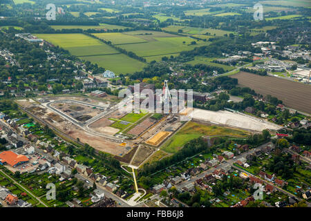 Luftbild, Konvertierung und Aufbereitung der Industriebrache der ehemaligen Zeche Schlägel & Eisen, Schacht 2/4/7 Herten-Langenbochum Stockfoto