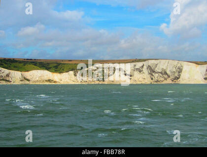 Schönen weißen Klippen von Dover aus St. Margarets Bay in Kent, England Stockfoto