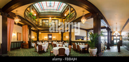 Esszimmer und in der Lobby des Grand Hotel Geiser in Baker City, Oregon. Stockfoto