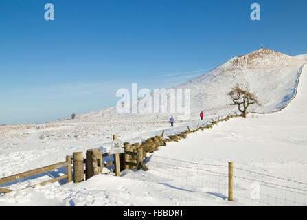 Wanderer auf dem Cleveland Art und Weise in der Nähe von Little Roseberry in der Nähe von roseberry Topping in North York Moors National Park, North Yorkshire, England. Großbritannien Stockfoto