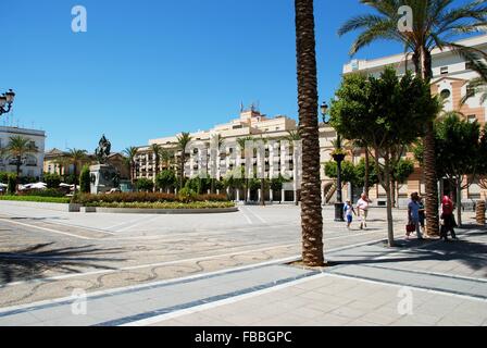 Denkmal in der Plaza del Arenal, Jerez De La Frontera, Provinz Cadiz, Andalusien, Spanien, Westeuropa. Stockfoto