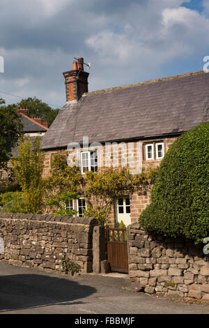 Großbritannien, England, Derbyshire, Cromford, Alabaster Lane, attraktive Landhaus aus Stein gebaut Stockfoto