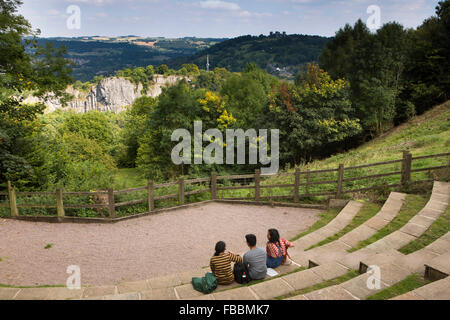 Großbritannien, England, Derbyshire, Matlock Bath, Heights of Abraham, Blick vom Amphitheater über hohe Tor Riber Castle Stockfoto