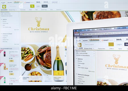 Chippenham, UK, 9. Dezember 2015. Die Website der Online-Supermarkt Ocado am Vortag des Unternehmens abgebildet ist kündigt Stockfoto