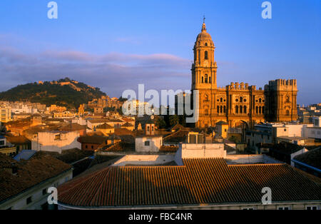 Malaga.Andalusia Spanien: Panoramablick auf die Stadt und die Kathedrale Stockfoto