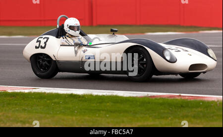 Lola Mk1 konkurrieren in der Stirling Moss Trophy für Pre' 61 Sportwagen auf der Silverstone Classic 2015. Stockfoto