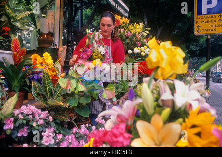 Malaga.Andalusia Spanien: Stand der Blumen in Alameda Principal Straße Stockfoto