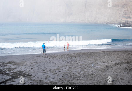 Strand von Los Gigantes im nebligen Wetter, Teneriffa, Kanarische Inseln, Spanien Stockfoto