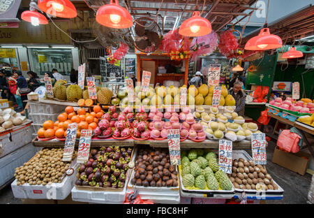 Frisches Obst zum Verkauf in Mongkok, Hong Kong Stockfoto