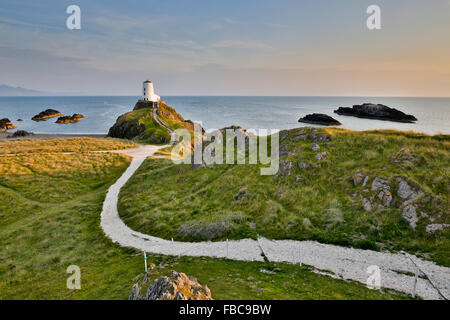 Llanddwyn Island; Leuchtturm; Anglesey; Wales; UK Stockfoto