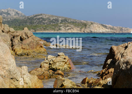 Blick von der wunderbaren Strand von Spiaggia di Tuerredda, Sardinien Stockfoto
