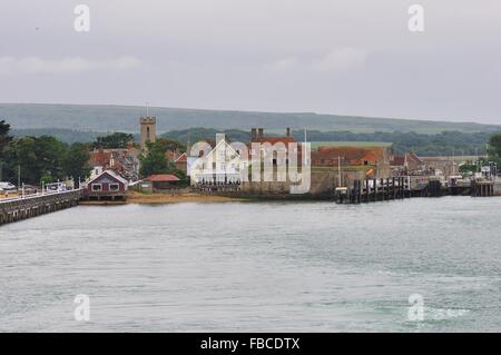 Yarmouth auf der Isle Of Wight von Offshore-gesehen. Stockfoto