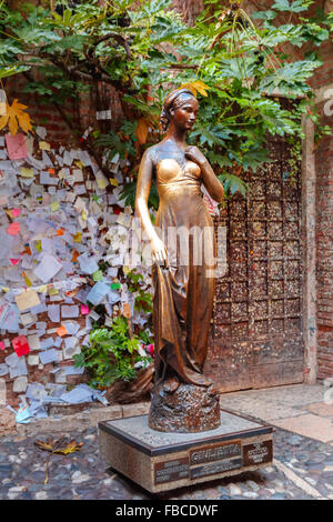 Juliet Staue in Verona, Italien Stockfoto