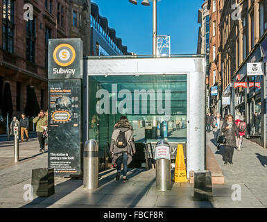 Neue Glas-Eingang zu Glasgow U-Bahn in Buchanan Street Glasgow Schottland Stockfoto