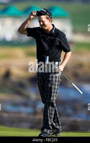 14. Februar 2010; Pebble Beach, Kalifornien, USA;  Bryce Molder nach Beendigung der achtzehnte Loch während der Endrunde der AT&T Stockfoto