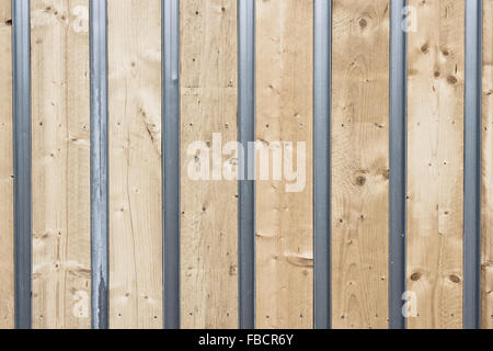 Teil der Wand von einer hölzernen Eco Gebäude als Hintergrund Stockfoto