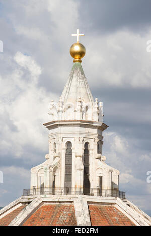 Oben in der Filippo Brunelleschis berühmten Kuppel der Kathedrale von Florenz. Stockfoto