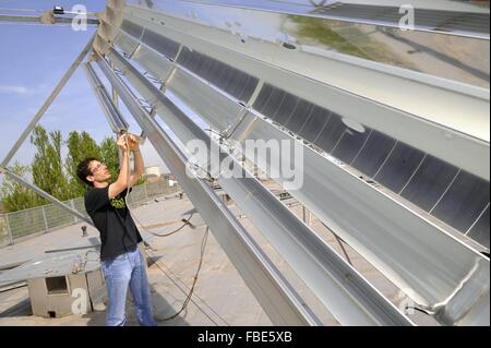 Universität von Ferrara (Italien), Department of Physics, wissenschaftliche Forschung auf konzentrierte Solarthermie Stockfoto