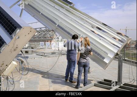 Universität von Ferrara (Italien), Department of Physics, wissenschaftliche Forschung auf konzentrierte Solarthermie Stockfoto