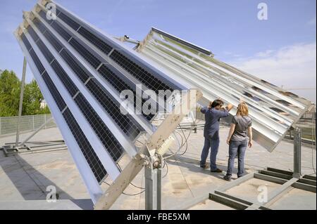 Universität von Ferrara (Italien), Department of Physics, wissenschaftliche Forschung auf konzentrierte Solarthermie Stockfoto