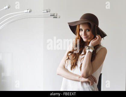 Berlin, Deutschland. 13. Januar 2016. EXKLUSIV - Model und Schauspielerin Barbara Meier posiert in Berlin, Deutschland, 13. Januar 2016. Foto: JENS KALAENE/Dpa/Alamy Live News Stockfoto