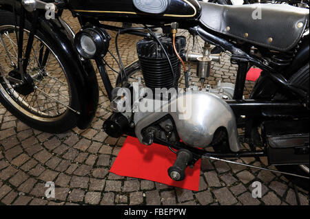 Italien, Lombardei, Arcore - Ausstellung von historischen Modellen von den Werksmaschinen Gilera. Modell 250 VL Sirio 1941 Stockfoto