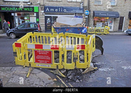 Hebden Bridge, Großbritannien. Januar 2016. Gas- und Gebäudereparaturarbeiten nach dem Hochwasser in der Hebdenbrücke Stockfoto