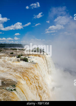 Iguaçu-Wasserfälle an der Grenze zwischen Argentinien und Brasilien.