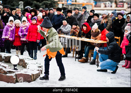 Ukraine. Lemberg - 14. Januar 2016: Weihnachten Krippe Szene Parade der Kinder am Wintertag. Stockfoto