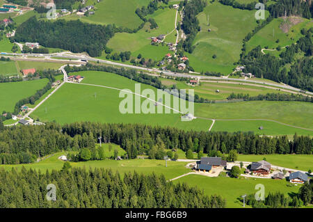 Blick vom Planai-Hochwurzen in Steiermark, Österreich, im August. Stockfoto