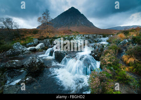 Buachaille Etive Mòr (Schottisch-Gälisch: Buachaille Eite Mòr, was bedeutet "der gute Hirte Etive" Stockfoto