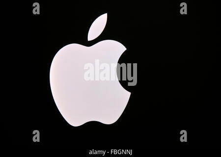 Das Logo der Marke "Apple", Berlin. Stockfoto