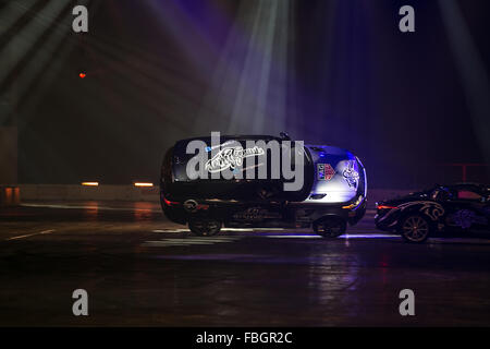 Birmingham, UK, 16. Januar 2016. Terry Grant Stuntfahrer Fähigkeiten Display auf der Autosport International im NEC in Birmingham UK Credit: Steven Reh/Alamy Live News Stockfoto