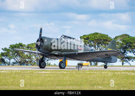 North American AT-6D-NT Texaner (Harvard III) Rollen vor dem Take-off Stockfoto